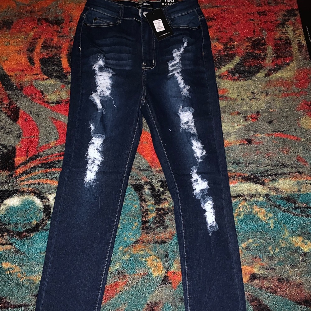 Fashion Nova distressed stretch jeans Size 13/14